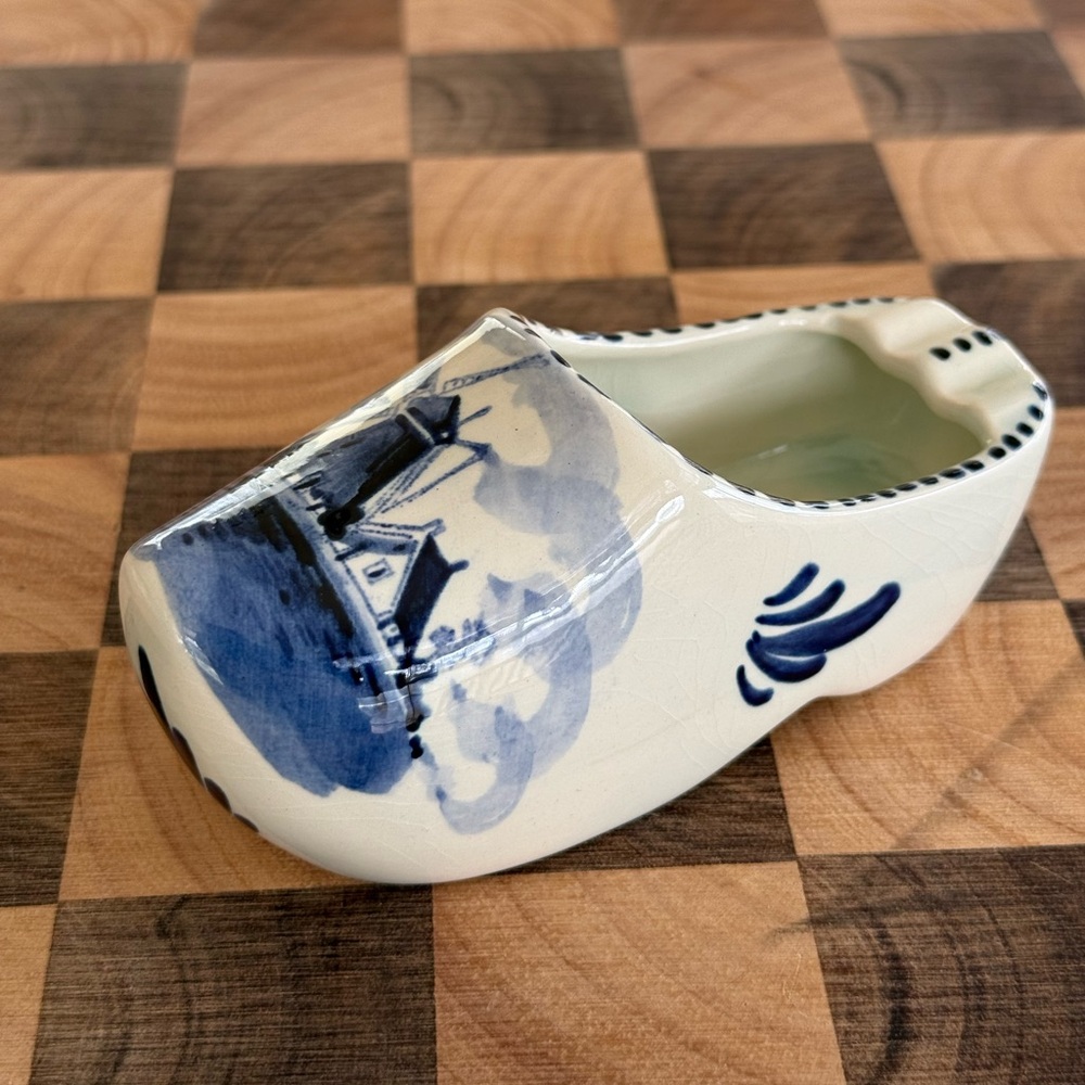 Vintage Delft Blue And White Ceramic Dutch Clog Figurine, Ashtray